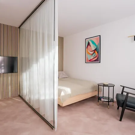 Home From Home - Krakow, Podgorze Екстер'єр фото